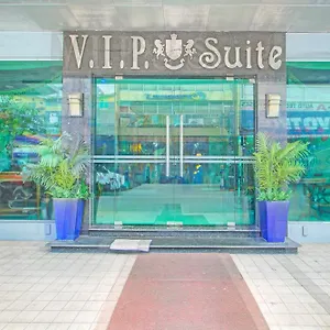 Townhouse Oak Vip Hotel